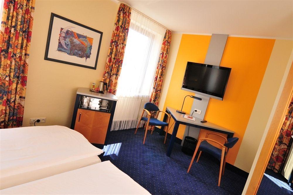 Hotel Rio Karlsruhe Habitación foto